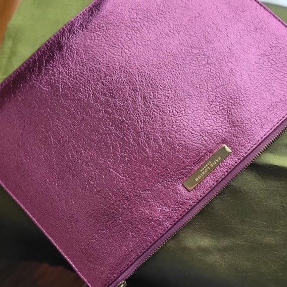 Really cute Katie Loxton clutch or make up bag. Beauti fuchsia pink. - Picture 5 of 8